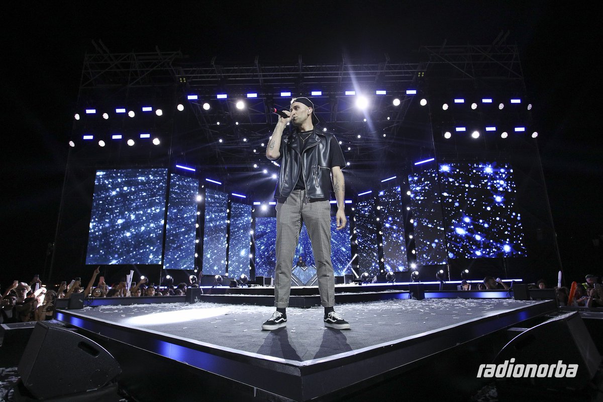 radionorba's tweet photo. Quanto vi piace @MRRAINOFFICIAL?
Noi impazzano per lui! 🤩🤩🤩
#battitilive2019 #italia1 #radionorba #BattitiLive

👉 https://t.co/6EmlxKowe1 https://t.co/fxvumHLFWW