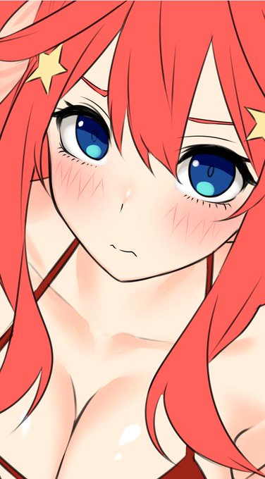 黒結(くろゆい)🔞宣伝垢さんがTwitterに投稿した中野五月(五等分の花嫁)のイラスト。