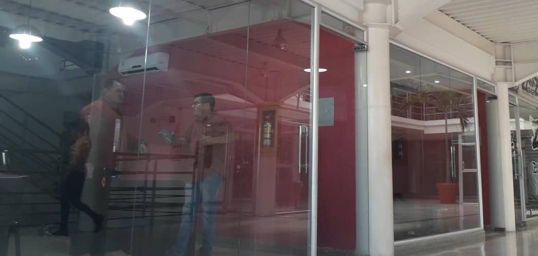 #AlertaSNTP | Conatel cierra e incauta equipos de la emisora Z 89.1 FM, en Valera, estado #Trujillo, por órdenes del gobierno regional. Dejaron solo el mobiliario en la sede. #7Ago 

La emisora tenía un mes en periodo de prueba, luego de que iniciara programación el 23 de julio.