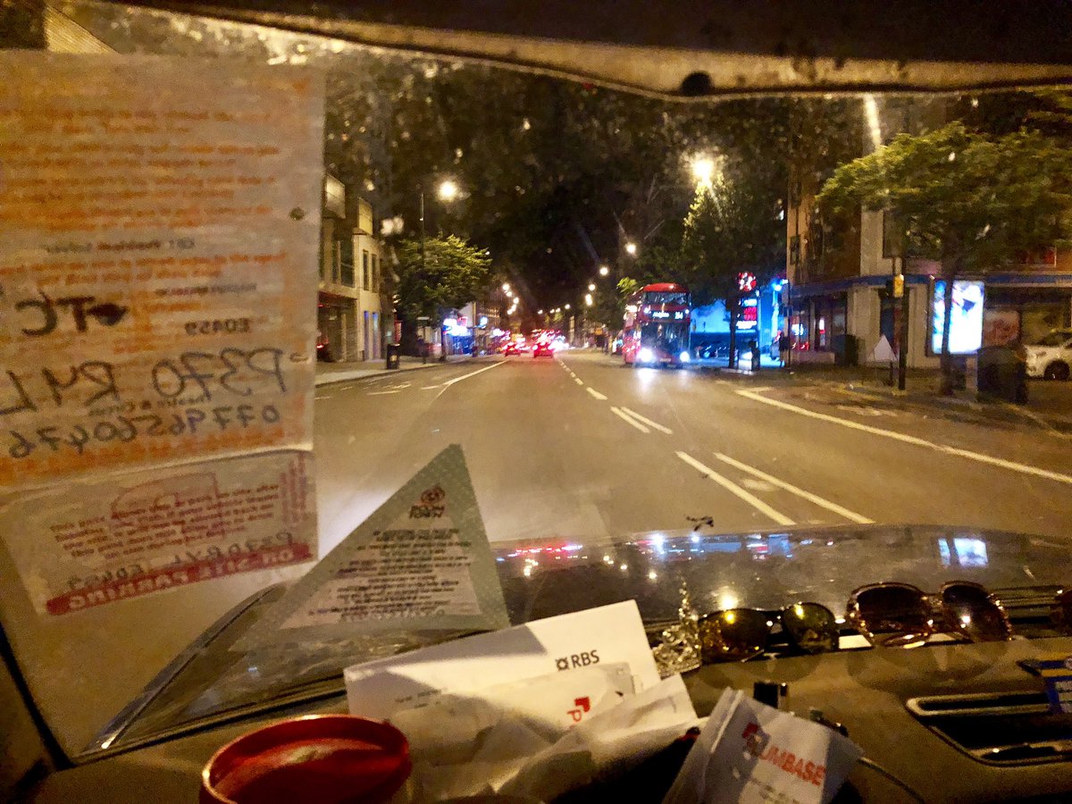 WillSandyDesign's tweet photo. When you need a night out and your #cockney mate turns up in his V8 Disco you know you’re in good company! #sorryenvironment https://t.co/AmYV6zvalj