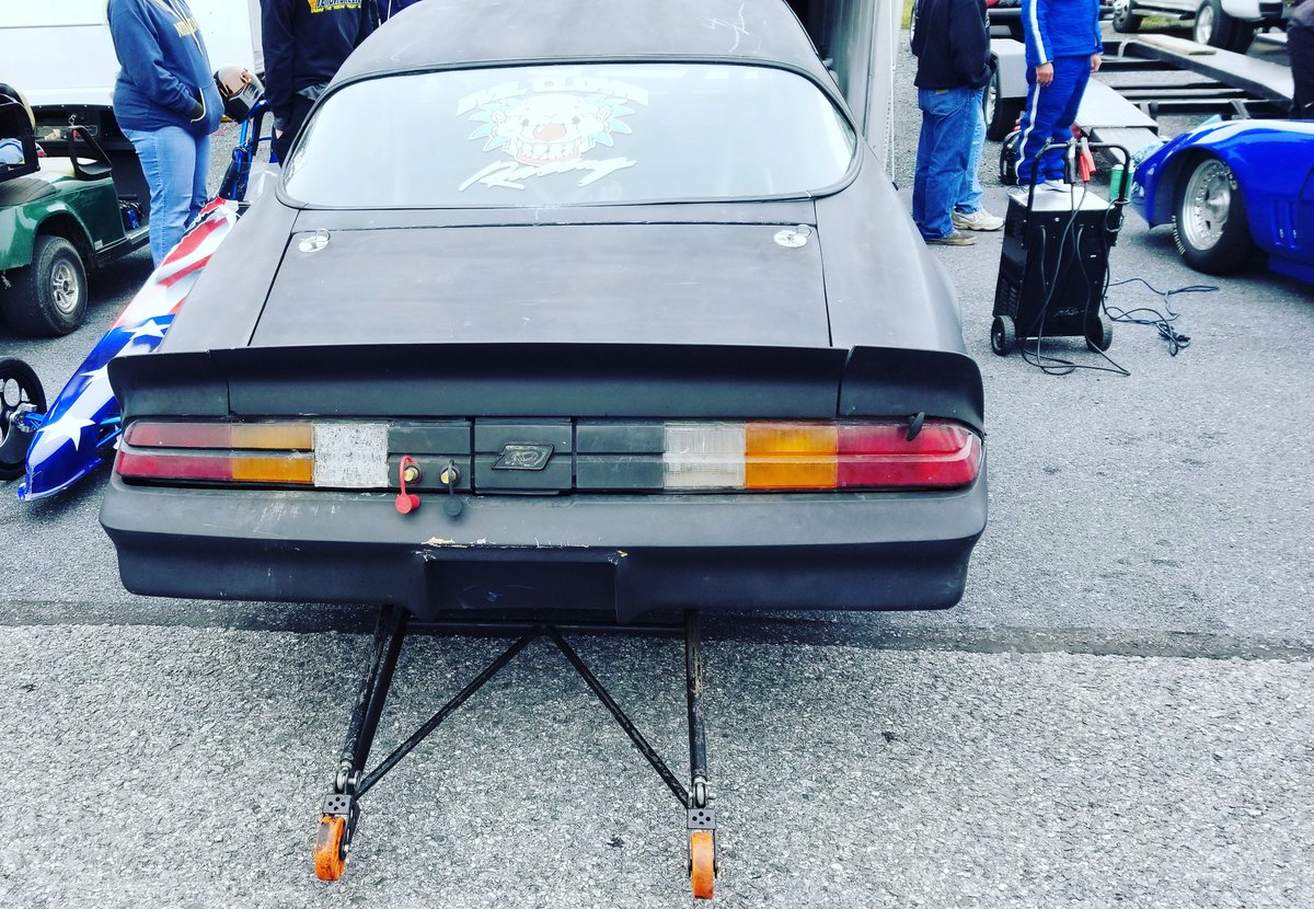 Wheeleze1's tweet photo. You can pretty much find Wheeleze at any track👊👊 #wheeleze #wheeliebarwheels #goorange #madeinUSA #needforspeed #motorhead #dragracing #racecars #gearhead #weloveourcustomers https://t.co/VUDEWX9XMu