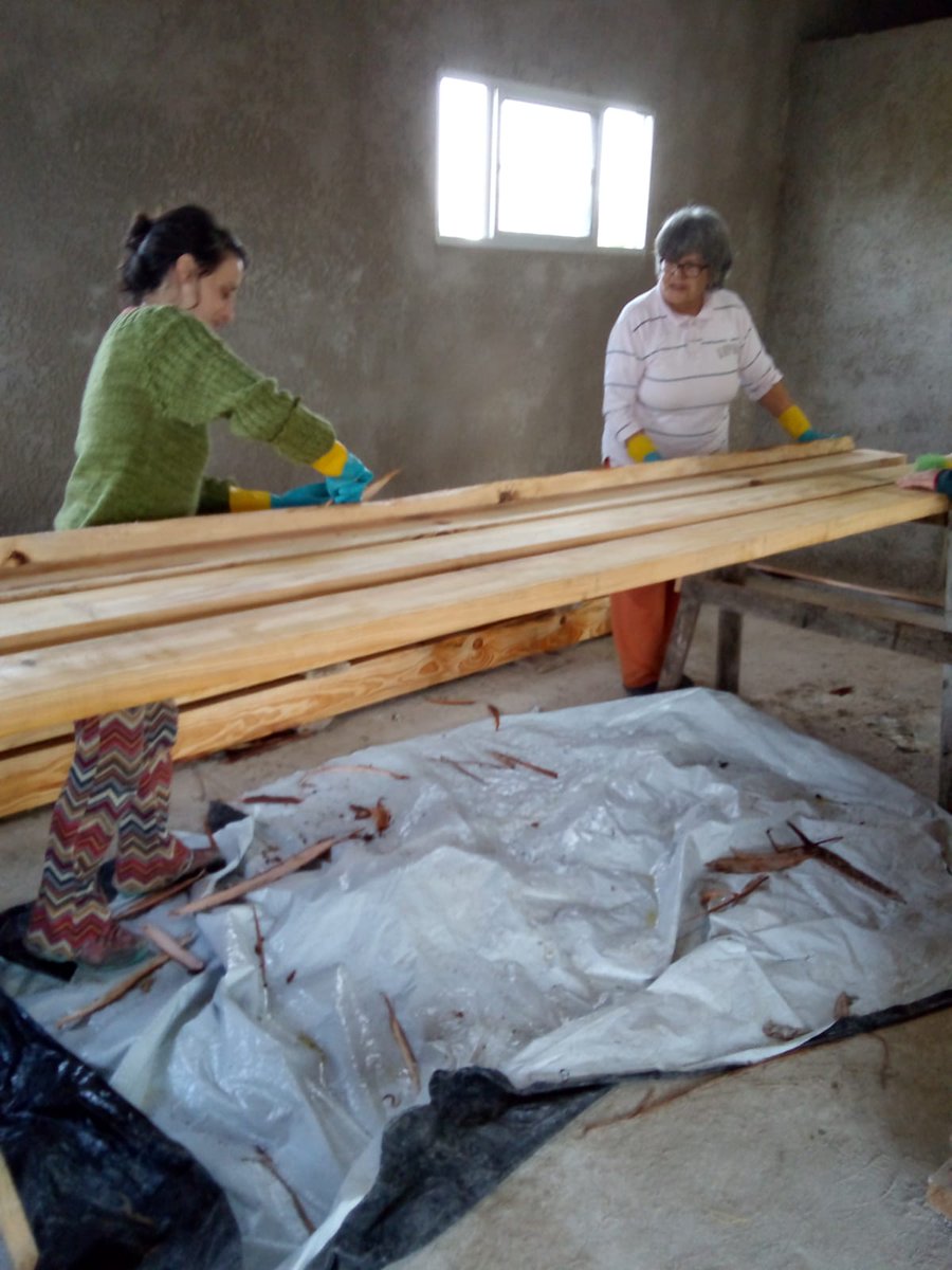 GobiernoRocha's tweet photo. #Arachania
#Proyecta2018
Centro comunal en etapa final de construcción. Proyecto "Bajando el Cielo" de la organización vecinal Guidaí.
Objetivo: generar espacio de convivencia y dictar clases de apoyo para niñas, niños y adolescentes.
#AvanzamosJuntos https://t.co/40mCjsdaVA