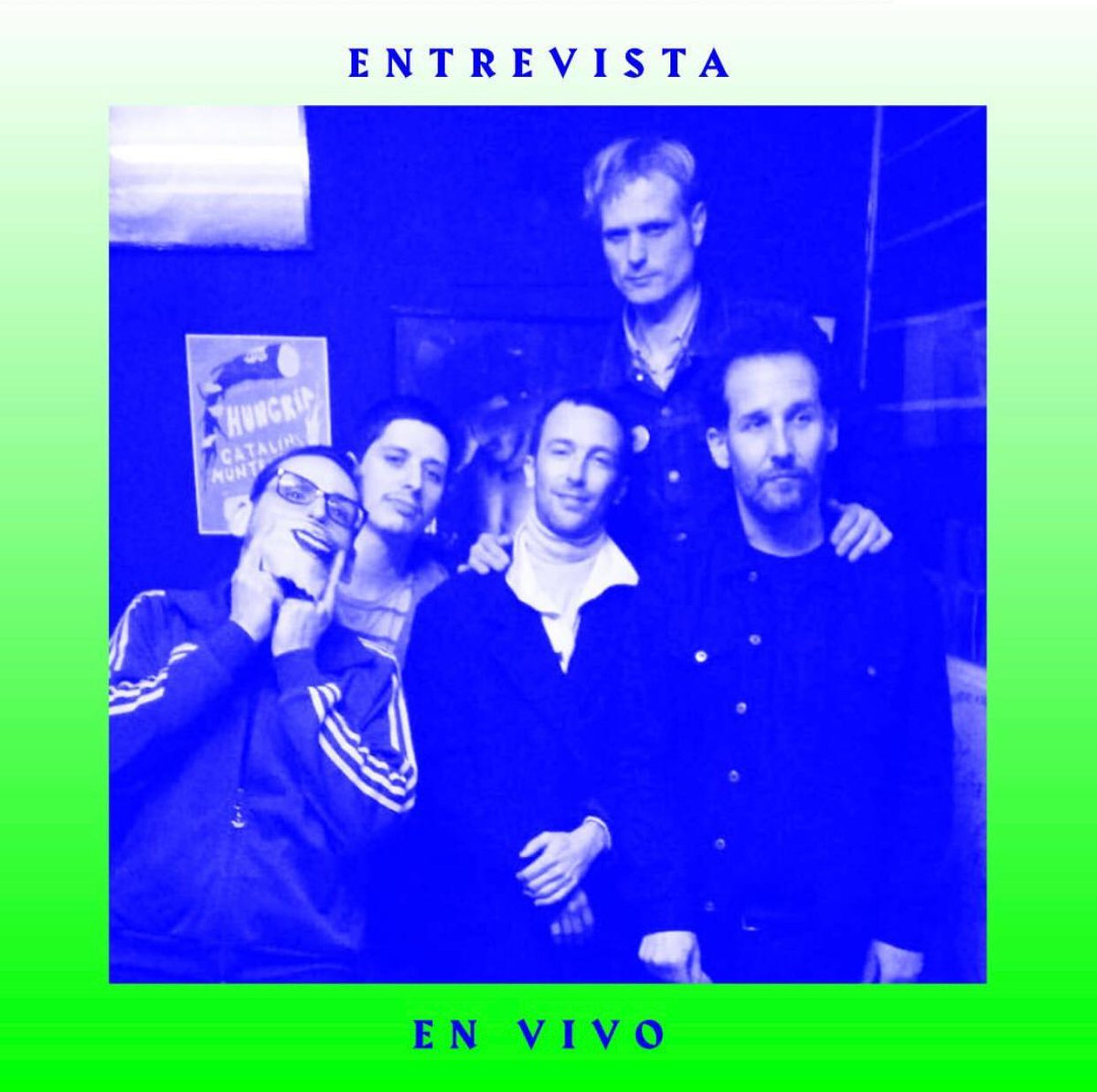 Implosión radial <a href="/radiocolmena/">Radio Colmena</a> 
Desde las 20hs nuestrxs amigxs efervescentes de <a href="/Delaloranotas/">Delalora</a> entrevistan a #genteconversando que a pura verborragia anticiparan su próxima fecha con <a href="/envueltos/">Niños Envueltos</a> y otros planes a saber. Oigan éste choque generacional x radiocolmena.com 👹