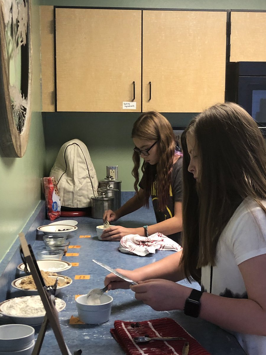 IngeSchool's tweet photo. What a great first day at CIMS!!! https://t.co/YDMRx1zcQA