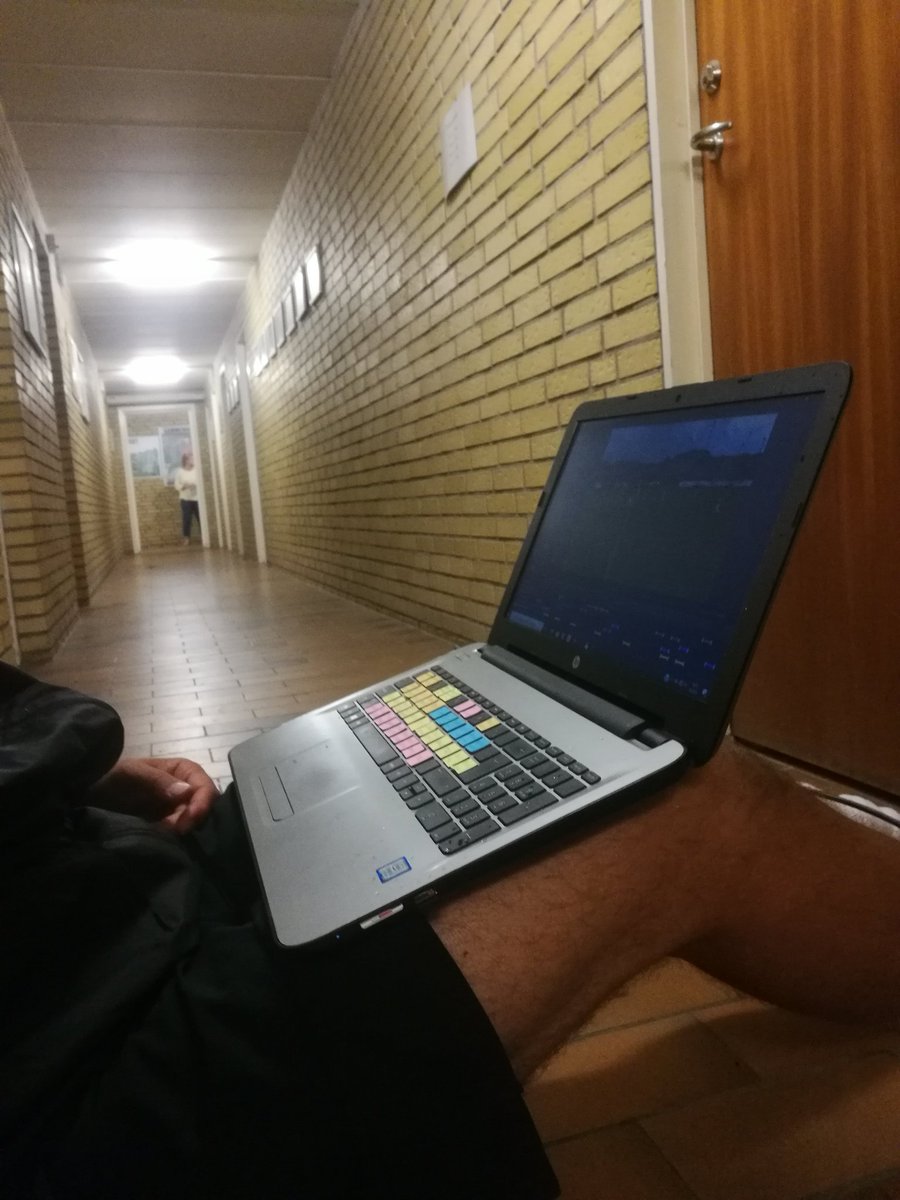 AakuLaitinen's tweet photo. Toinen maaottelu takana. Tapahtumarikas ottelu toi 5-1 voiton Islannista. Ottelu keskeytettiin kaksi kertaa toisella puoliajalla, kun ukkonen jyrisi kentän lähellä. #videoanalyytikko #minihuuhkajat #nordiccup #langeskov https://t.co/ZzP187DGT1