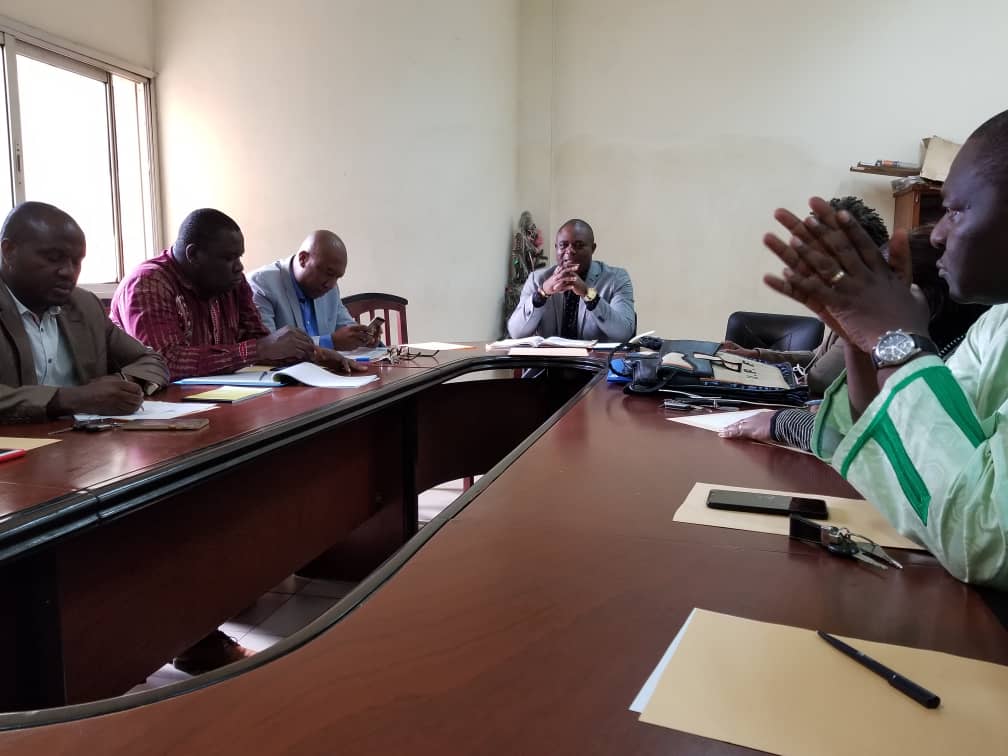 Assises de l'UPF à Yaoundé 
la bureau de section camerounaise est au four et au moulin depuis le vendredi 2 août pour les préparatifs de ce grand rassemblement des journalistes francophones 
#UPF #Cameroun