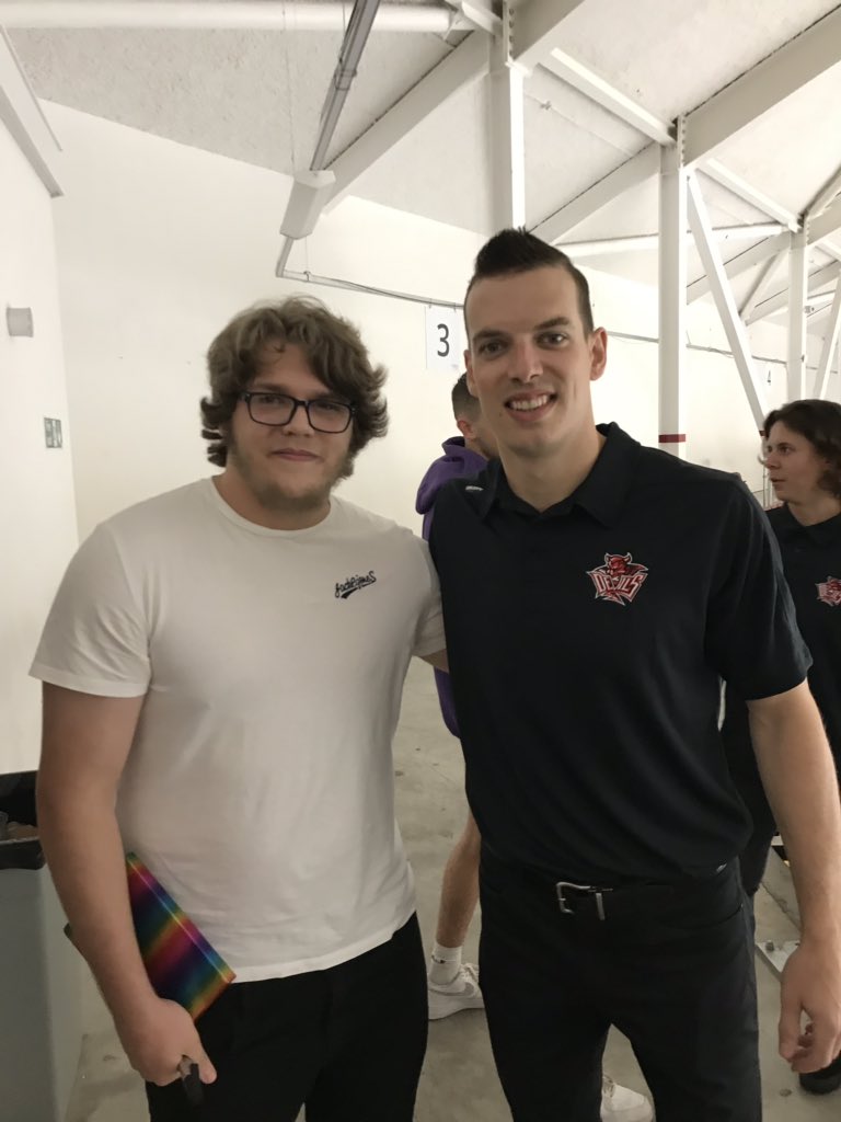 Bryan__Camacho's tweet photo. @MarkLoui5 @JoeyHaddad27 @JoeyMartin14 @cardiffdevils https://t.co/GVk9n1OJC2