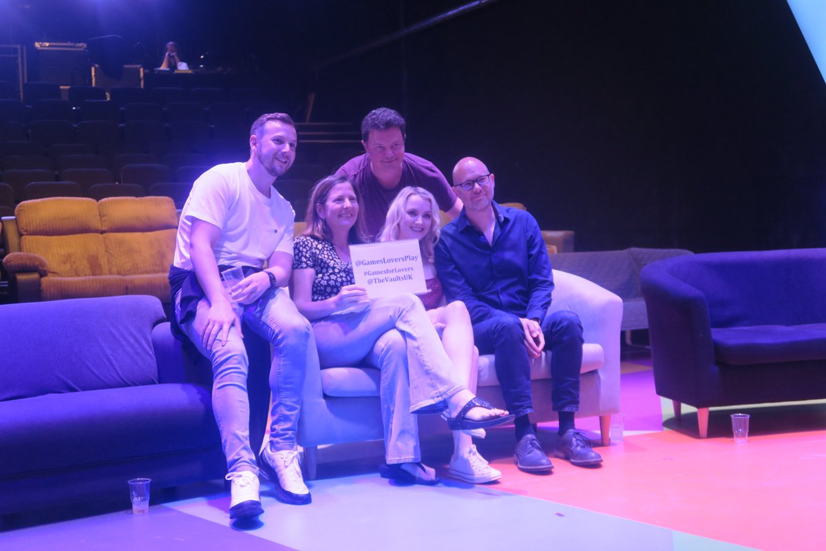PerryPresents_'s tweet photo. Such a fantastic evening at @thevaultsuk seeing @GamesLoversPlay followed by a fab post-show Q&A at
with @TerriPaddock writer #RyanCraig, director
@anthonypbanks & cast @Evy_Lynch & @CalumCallaghan video to follow this weekend! https://t.co/ALvio7c8C5 #GamesForLovers
. https://t.co/NbXqW0N1Cr