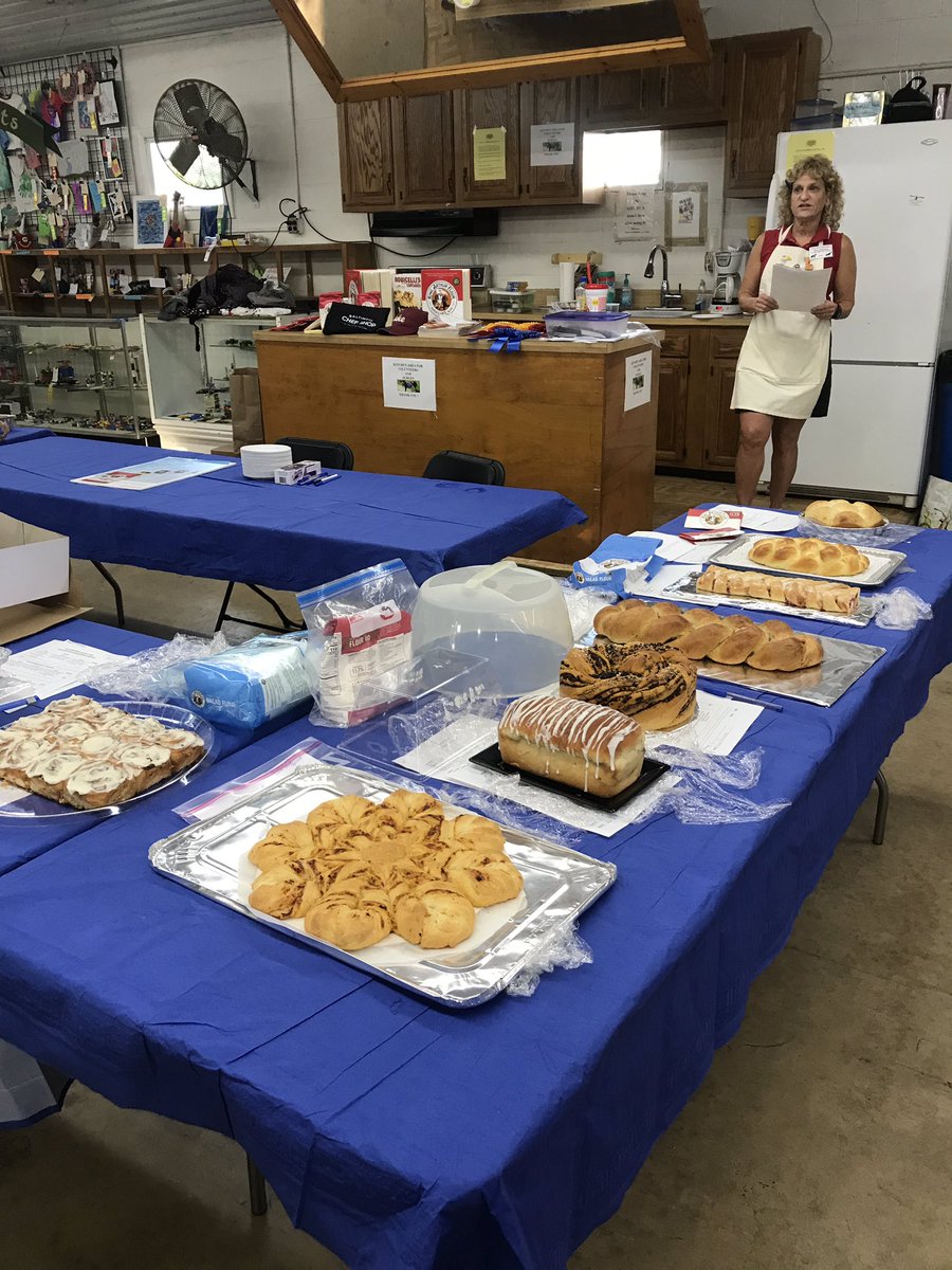 robicellis's tweet photo. Okay guys I’m ready to judge the @kingarthurflour bread competition at the #HowardCountyFair. Been starving myself all day for this. https://t.co/dgPppi7ZCi