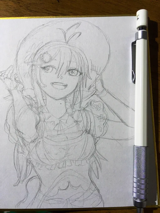 次いつこんなふうにかくかわからんしせっかくなのでお絵かきの過程でも残しておこう
色紙はセリアの三枚入り100円のやつ
シャーペンでずんどこ下書きしていきます 