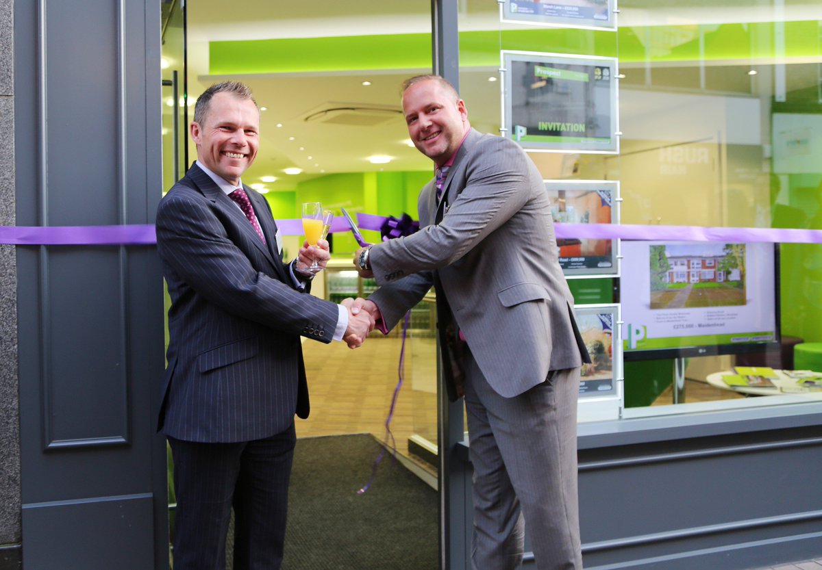 Can you believe that our Maidenhead office opened 7 years ago? Since then, we've helped thousands of people move in and around Maidenhead! 🤩

We'd love to help you move too, pop into our office or visit prospect.co.uk/maidenhead to start your moving journey 🏠