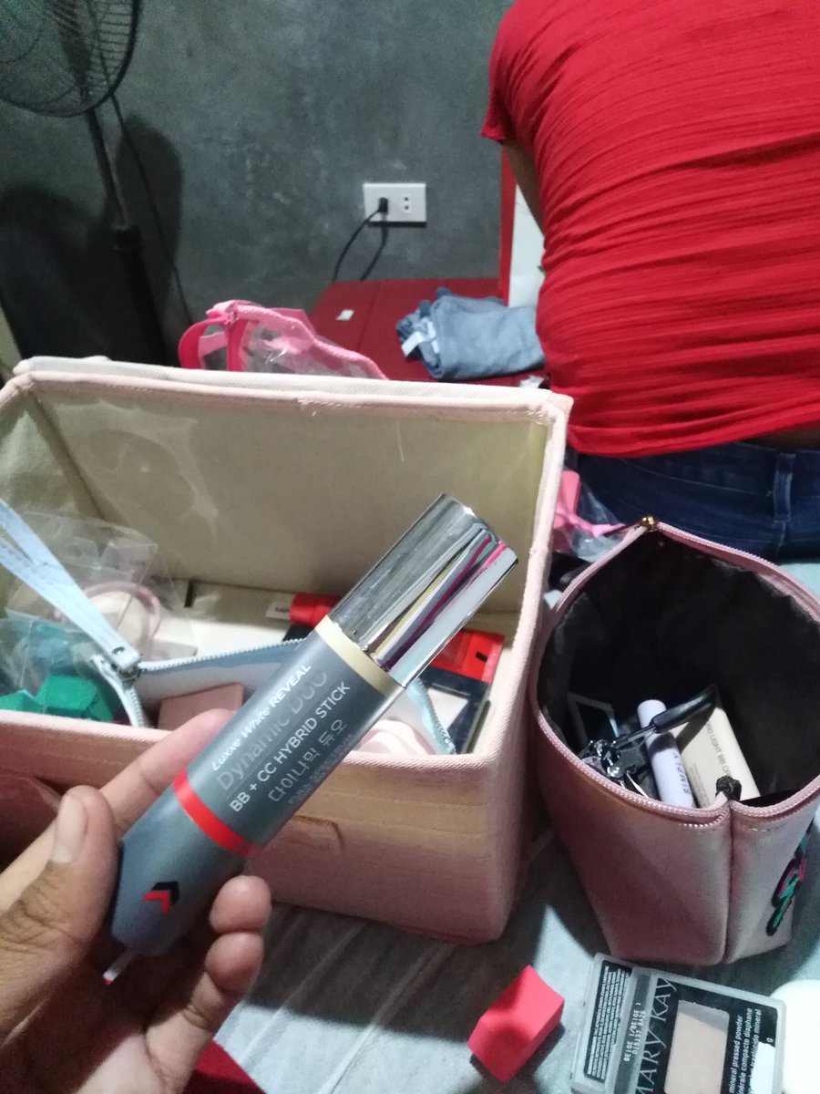 JessaLao1's tweet photo. Yen: Ate ang ganda niya sa mukha๐ค๐คฉ
Thank you yen na appreciate mo yung gift ko๐โค๏ธ
#DDStick #KathrynBernardoAmbassador https://t.co/mhgZE6zxi0