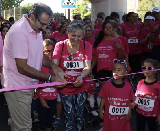 Hoy es un día triste,hemos perdido a Teresa Espinosa,una mujer valiente,referente de vida y de lucha contra el cáncer,que siempre se ha peleado contra la enfermedad,la suya y la de muchas más mujeres,celebro lo que me enseñó y le doy gracias desde lo más profundo de mi corazón