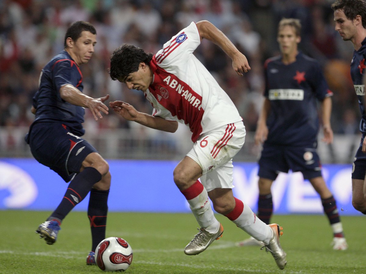 The beginning... 

#OnThisDay in 2007 <a href="/LuisSuarez9/">Luis Suárez</a> made his debut for ⚪️🔴⚪️