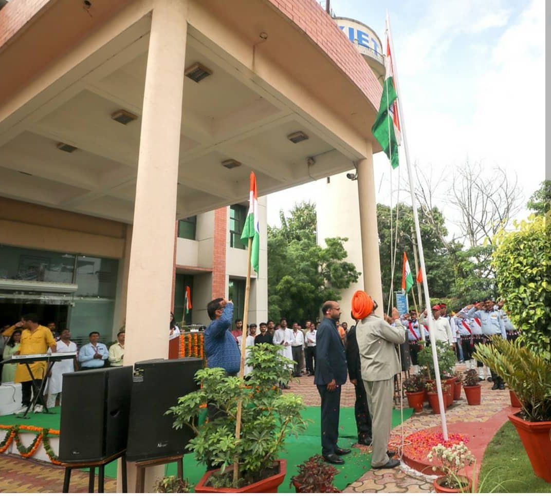Kiet_edu's tweet photo. #IndependenceDay #IndependenceDay2019 #IndiaInspired #uddeshhya #living_for_a_reason #creativecellofficial #patriotism #freedom #india
#kiet_group_of_institutions #kiet #kietghaziabad https://t.co/cv8w55fwZz