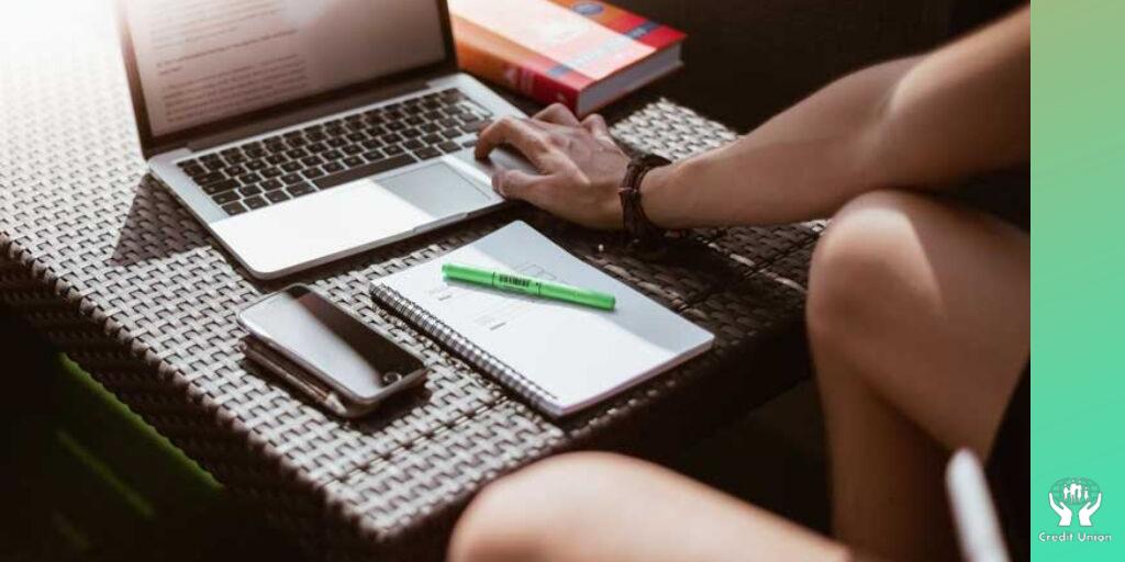 creditunionie's tweet photo. Students.....looking for a room to rent for the upcoming college term?

Make sure you download our rental checklist &amp; top tips #student #cudifference 

👉https://t.co/oO4uDvbbVh https://t.co/XE3MWlsOOI
