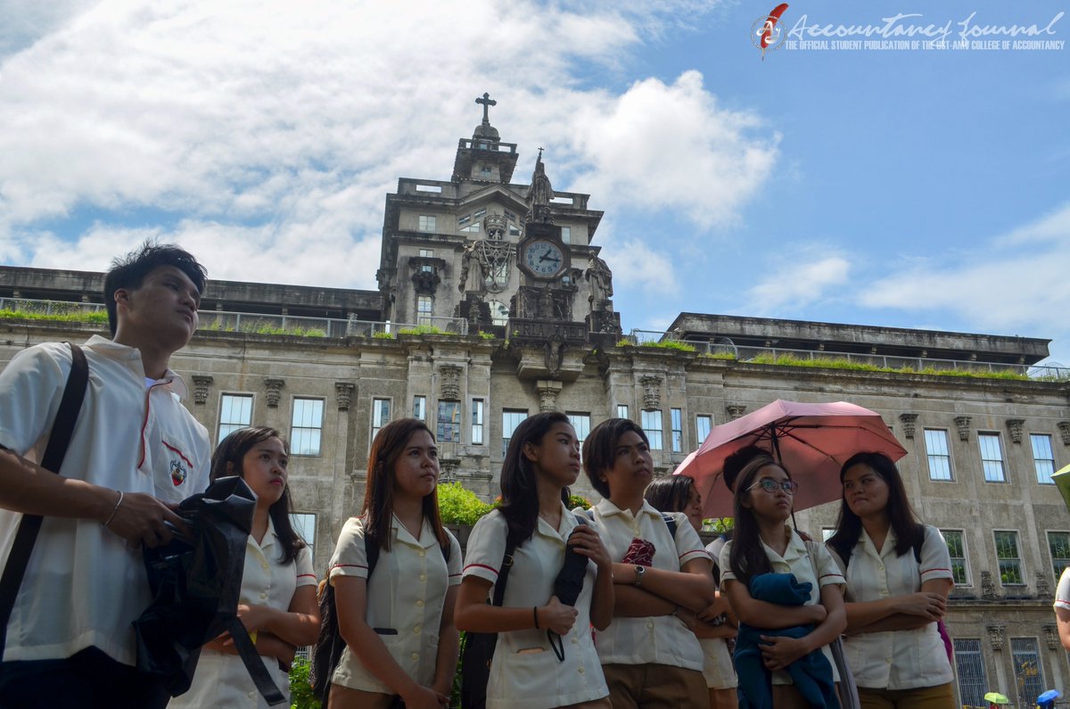 UST_AcctJournal's tweet photo. IN PHOTOS: Through the cold weather roars a warm welcome for AMVians
This year's Freshmen Week commenced with a Campus Tour on August 5, the Thomasian Welcome Walk on August 6 and the #ROARientation on August 13 https://t.co/Finx3yFmJJ