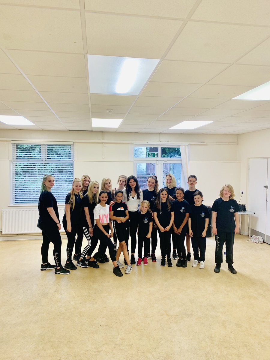 JGHAssociate's tweet photo. Today we welcomed West End Superstar @ZiziStrallen for a Supercalifragilisticexpialidocious workshop!
Needless to say, our lucky students LOVED it! Greatest thanks to Zizi for the most wonderful time!
#PraticallyPerfect https://t.co/SEJkKFTU5r