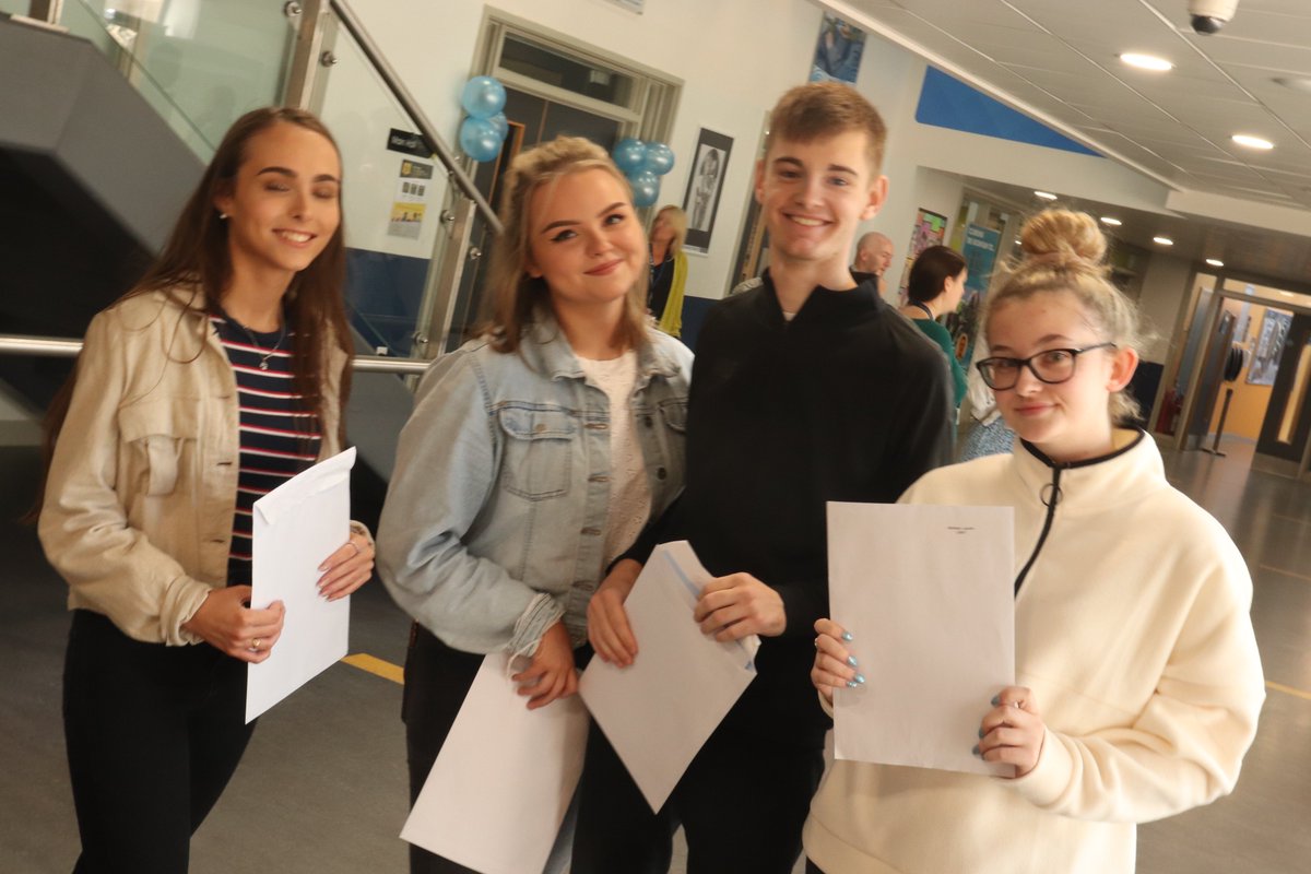 MagnaAcademy's tweet photo. Celebrating success today on @MagnaAcademy Year 13 Results Day. So proud of our #students and our #staff. Thrilled to see such excitement about the students' journeys ahead.

#alevelresults2019 #alevelresultsday #alevels #Poole #Bournemouth #Dorset @ARCanfordHeath https://t.co/0MDOydAqTv