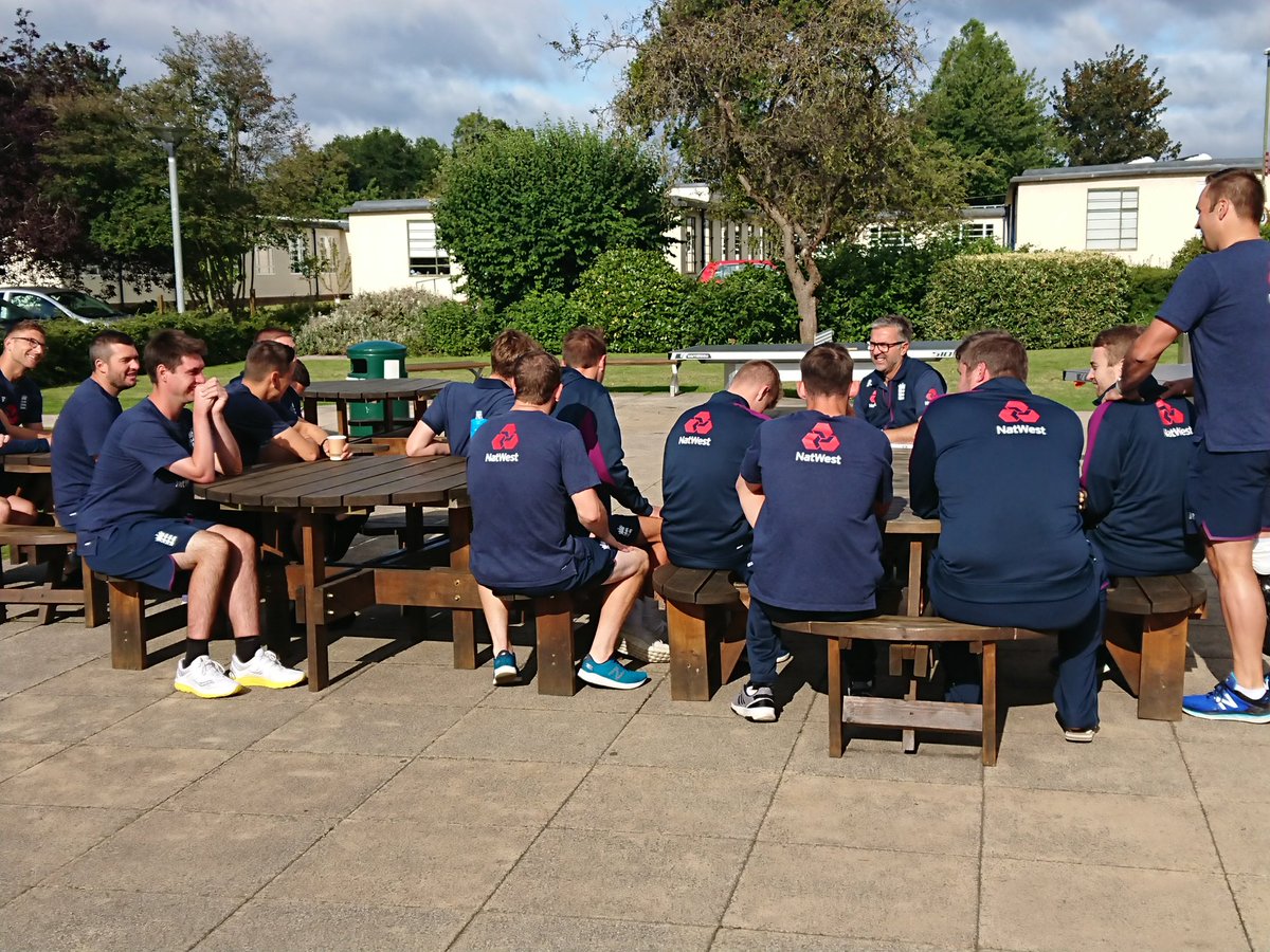 Morgs1968's tweet photo. One more push for this brilliant set of lads @ECB_cricket
🏴󠁧󠁢󠁥󠁮󠁧󠁿 v Rest of the World XI @WorcsCCC 1pm. #100percent #ultimateteam #pdworldseries @cricketonwheels
@tmsproducer https://t.co/CJrrQJYEdY