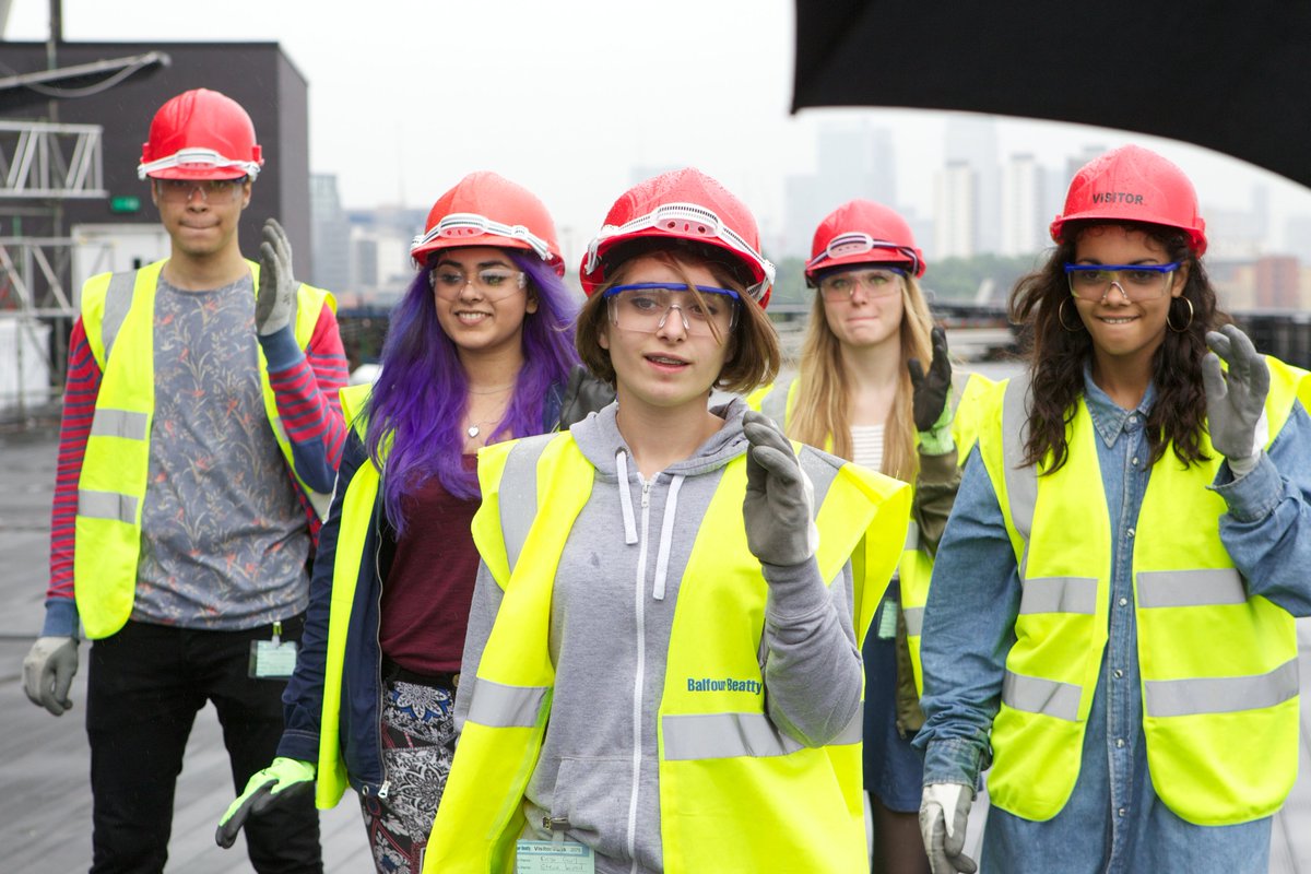 ICE_schools's tweet photo. Well done all those collecting #alevelresults2019 today - whatever your grades are, remember to be proud of all your hard work and the knowledge gained. And whether you've got all A*s or Ds there are routes forward into exciting careers (eg #civilengineering !) #lovelearning 👏 https://t.co/953sqib4Bx