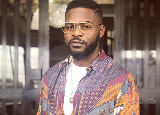 Max1023FM's tweet photo. #NP ๐ป๐ถ๐ง "BOOGIE" by @falzthebahdguy FT #SIRDAUDA
#OnAir - #MaxHits with @LadyOMary
#Listen live https://t.co/3sKSer2UAo https://t.co/Bz4BPwpT61