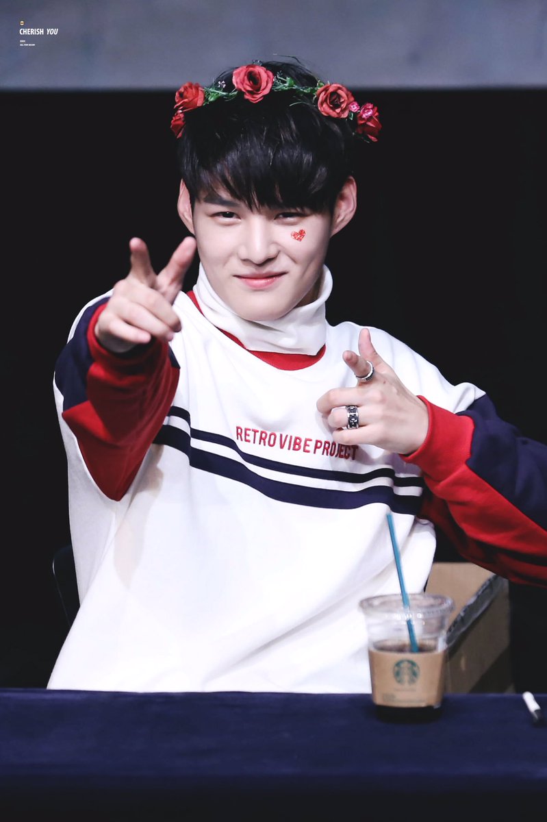 kCUHylRhKPRwzNo's tweet photo. 세준이 얼굴은 국가에서 책임지고 지켜줘야 합니다!!!!!

#VICTON #빅톤 #임세준 #세준 #LIMDEJUN #limdejun #LimSeJun #SEJUN #sejun https://t.co/eP0bXKiwbo