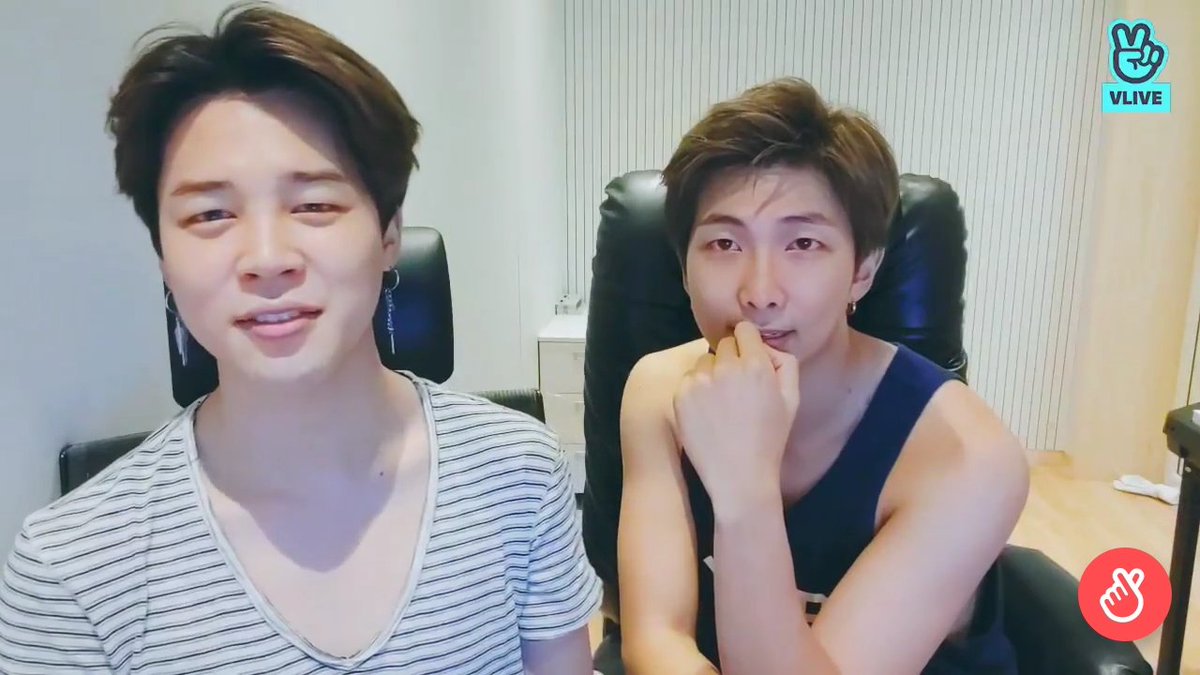 jiden07_17's tweet photo. #NewProfilePic
I'm happy co's your happy my love's๐๐๐ stay that smile so that the ARMY'S always smile too every day... love you my sweetie angel๐๐๐ #JIMIN and best leader๐๐๐ #RM๋์๊ณ _๋ชจ๋๊ฐ์๋ #RM
#WewantABBack
#KCAMexico #BTS @BTS_twt https://t.co/DZGPQ4mE49