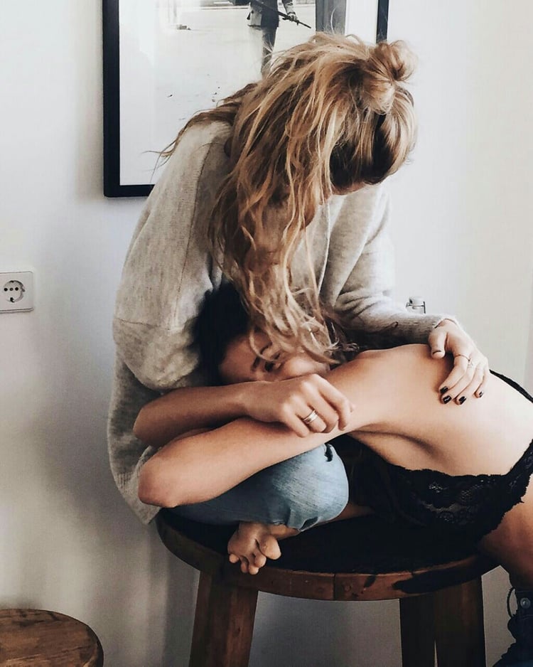 violettesuit's tweet photo. You're my wonderwall.

    ∫#casslet. https://t.co/TNIGBrQvwp