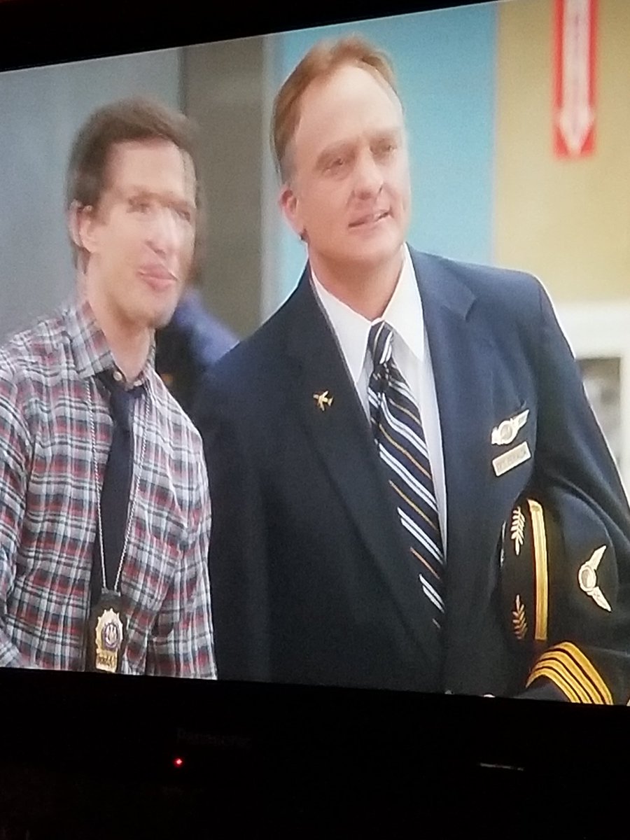 @WhitfordBradley IS ON #Brooklyn99 ? @AndySamberg is HILARIOUS as ALWAYS, but it just got AWESOME! #NewToMe Thanks @hulu