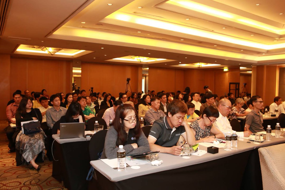 Supachai_Srnp's tweet photo. SME ไม่มีทางตัน!!! ข่าวดีสุดๆ จุดประกายชาว SME ทั่วประเทศ เมื่อสสว. จัดสัมมนาเสริมความรู้ “Surviving Disruption 4.0 พลิกธุรกิจ SME อย่างไร ไม่รอให้ถึงทางตัน!” เผยกลยุทธ์ เสริมความรู้                 แชร์เทคนิคต่างๆ  (มีต่อ) #สสว #sme #smethailand #smeone https://t.co/3CkrhVUV3X