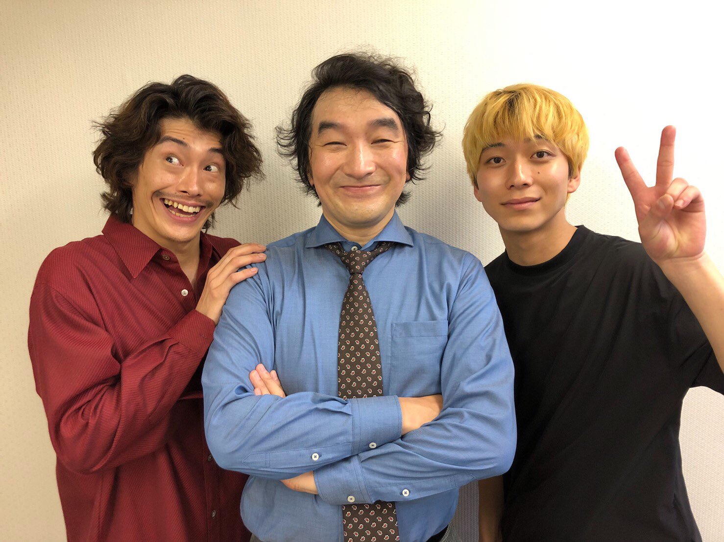三浦春馬　Omosan２種類とTWO WEEKS広告 三浦春馬さん TWO WEEKS 切り抜き - メルカリ