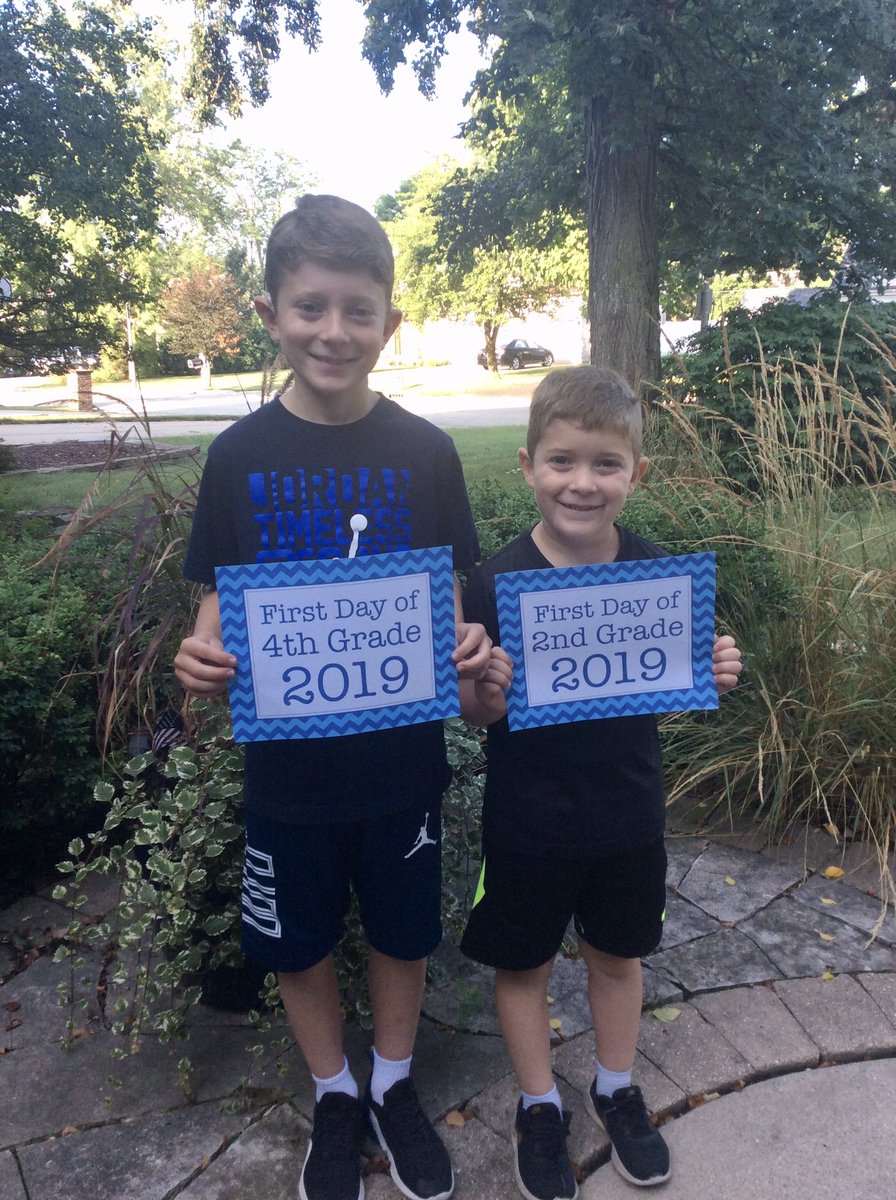 CarolynKaplan4's tweet photo. #D205FirstDay @HawthorneD205 https://t.co/29BXX0e474