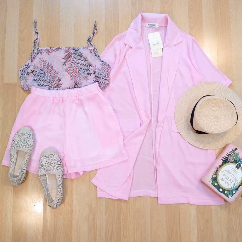 BoxtShop's tweet image. 🥨set 3 ชิ้นราคาเบาๆๆ ผ้าดีนะคะ เสื้อสายเดี่ยวลายสวยปรับสายได้* + กางเกงขาสั้นซับในอย่างดี +เสื้อคลุม ผ้าชีฟรองเกาหลีเนื้อดีค่า คุ้มมากๆทั้งเซท
อก 32-36 เอว -30 สะโพก-36 ยาว 15”

260.-
#KCON2019THAILAND #เรื่องเล่าเช้านี้ #ประชุมสภา #ปรมจารย์ลัทธิมารep50 #ไอ้ดินลูกชู้