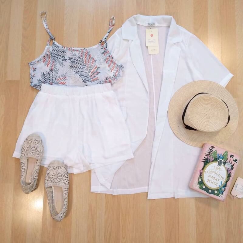 BoxtShop's tweet image. 🥨set 3 ชิ้นราคาเบาๆๆ ผ้าดีนะคะ เสื้อสายเดี่ยวลายสวยปรับสายได้* + กางเกงขาสั้นซับในอย่างดี +เสื้อคลุม ผ้าชีฟรองเกาหลีเนื้อดีค่า คุ้มมากๆทั้งเซท
อก 32-36 เอว -30 สะโพก-36 ยาว 15”

260.-
#KCON2019THAILAND #เรื่องเล่าเช้านี้ #ประชุมสภา #ปรมจารย์ลัทธิมารep50 #ไอ้ดินลูกชู้