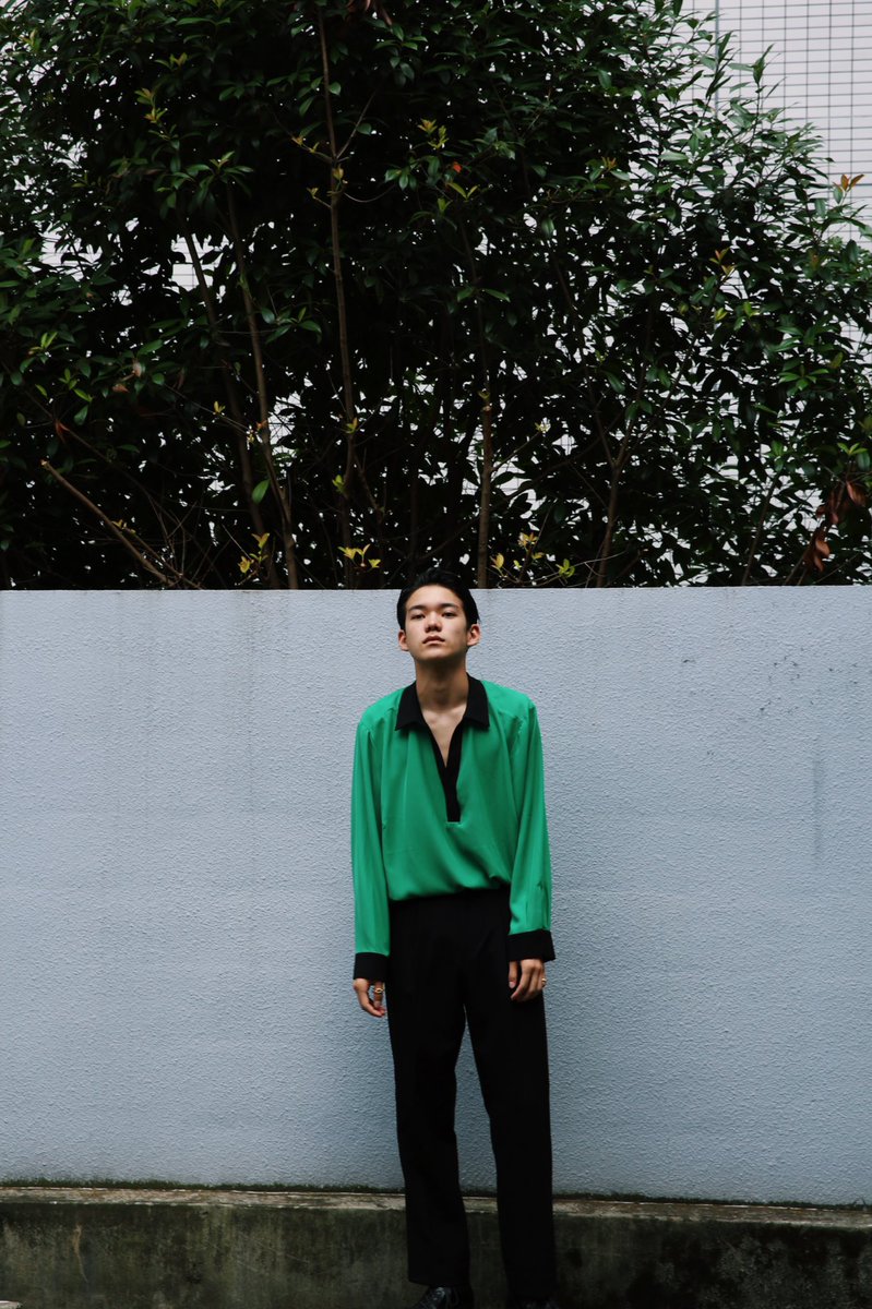 sullentokyo's tweet photo. ONLINE UPDATED

inner: CALVIN KLEIN CLERIC SHIRT 
pants: SIDE LINE TROUSERS
#sullentokyo https://t.co/Qbj8E2LfZz