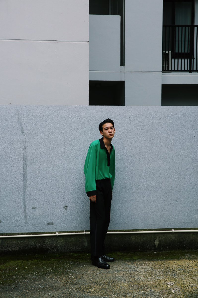 sullentokyo's tweet photo. ONLINE UPDATED

inner: CALVIN KLEIN CLERIC SHIRT 
pants: SIDE LINE TROUSERS
#sullentokyo https://t.co/Qbj8E2LfZz
