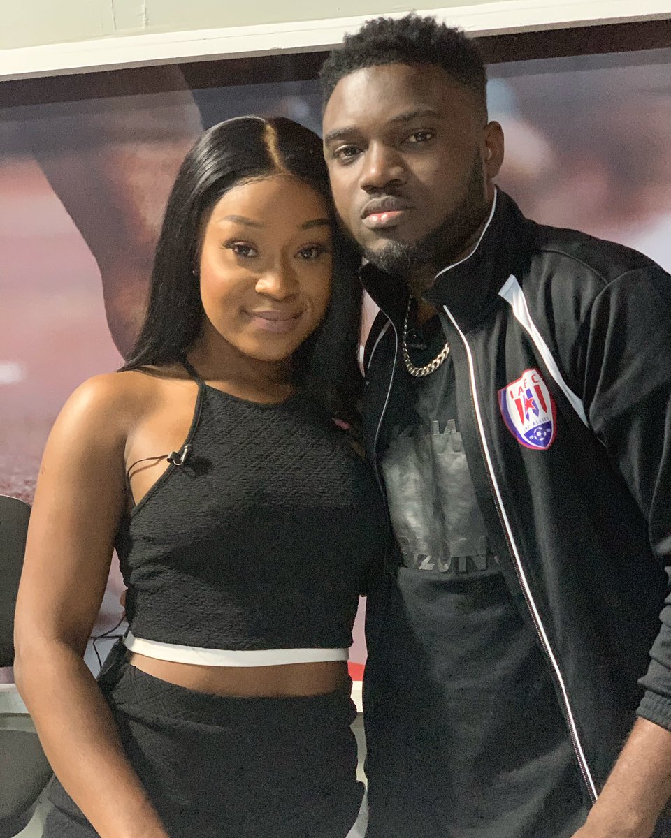 Donzy_Chaka's tweet photo. Thanks for having me @kwese_gh  @efiaodo1 &amp; @Yawtheking  💙.. keep Streaming #FollowMe my new song 🔥🔥👏🏼 @InterAlliesFC https://t.co/BNn5Xib7CV