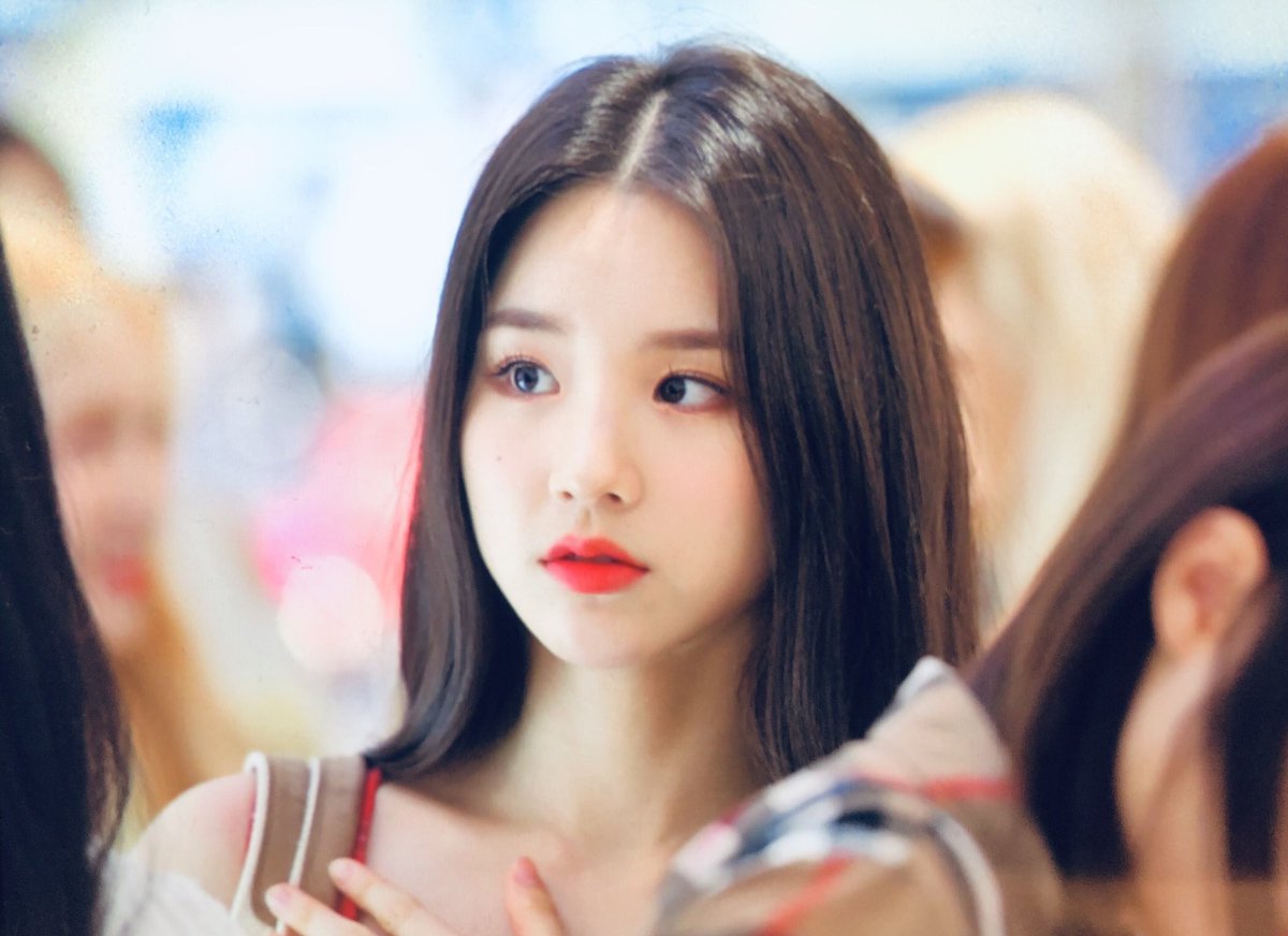 heejin pics (희진) tweet media