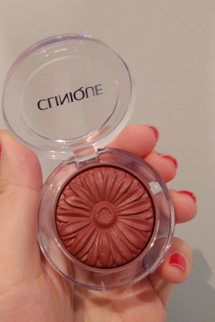 evifry_csm's tweet image. 【CLINIQUE】チークポップ#07 Cola pop（日本未発売）

海外旅行行くときに空港の免税店で購入！ブラウン系のチーク持ってなかったから嬉し～
赤みがはいってるので血色もよくなりつつクールなブラウンメイクでまとめられる(*‘ω‘ *)
#チークポップ
#Colapop
#CLINIQUE