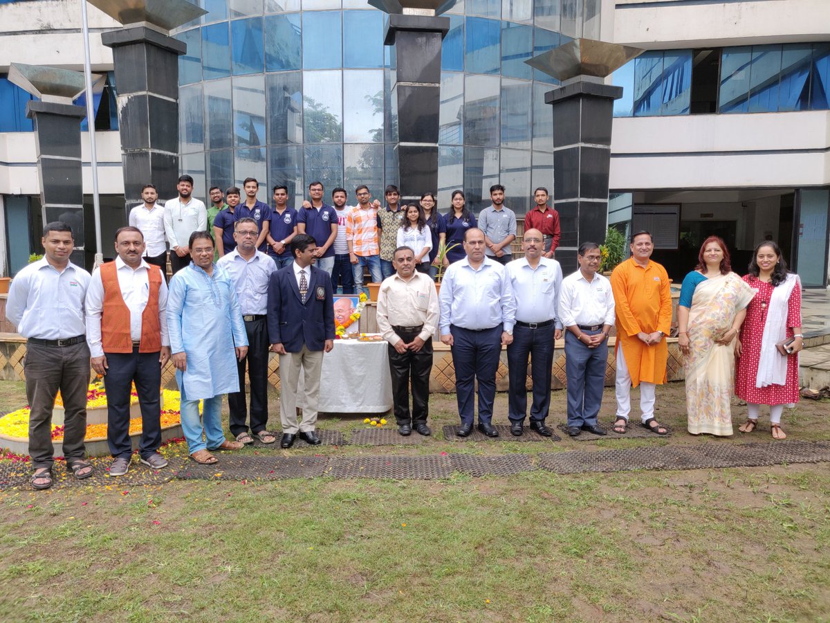 RgitUba's tweet photo. On the 73rd Independence Day of India, UBA Cell, RGIT held tree plantation in Rajiv Gandhi Institute of Technology.
@PMOIndia
@HRDMinistry @mygovindia
#rgit #pic #uba #India #independence #day #treeplantation #JaiHind https://t.co/OgErcU6xvp
