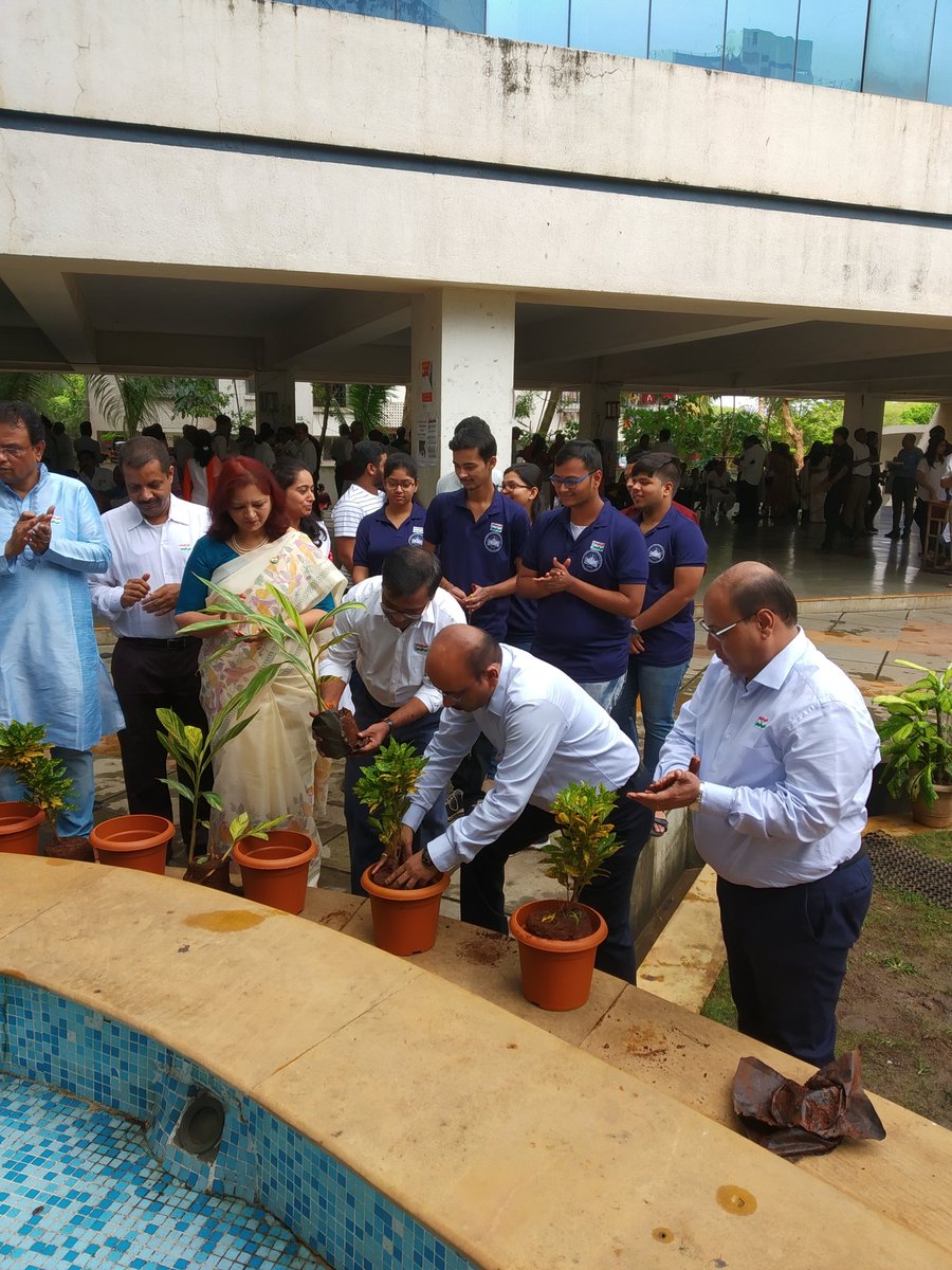 RgitUba's tweet photo. On the 73rd Independence Day of India, UBA Cell, RGIT held tree plantation in Rajiv Gandhi Institute of Technology.
@PMOIndia
@HRDMinistry @mygovindia
#rgit #pic #uba #India #independence #day #treeplantation #JaiHind https://t.co/OgErcU6xvp
