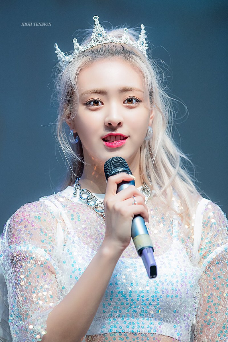 hightension_yn's tweet photo. 190814
#itzy #있지 #유나 #yuna https://t.co/e5BlRM5cgC