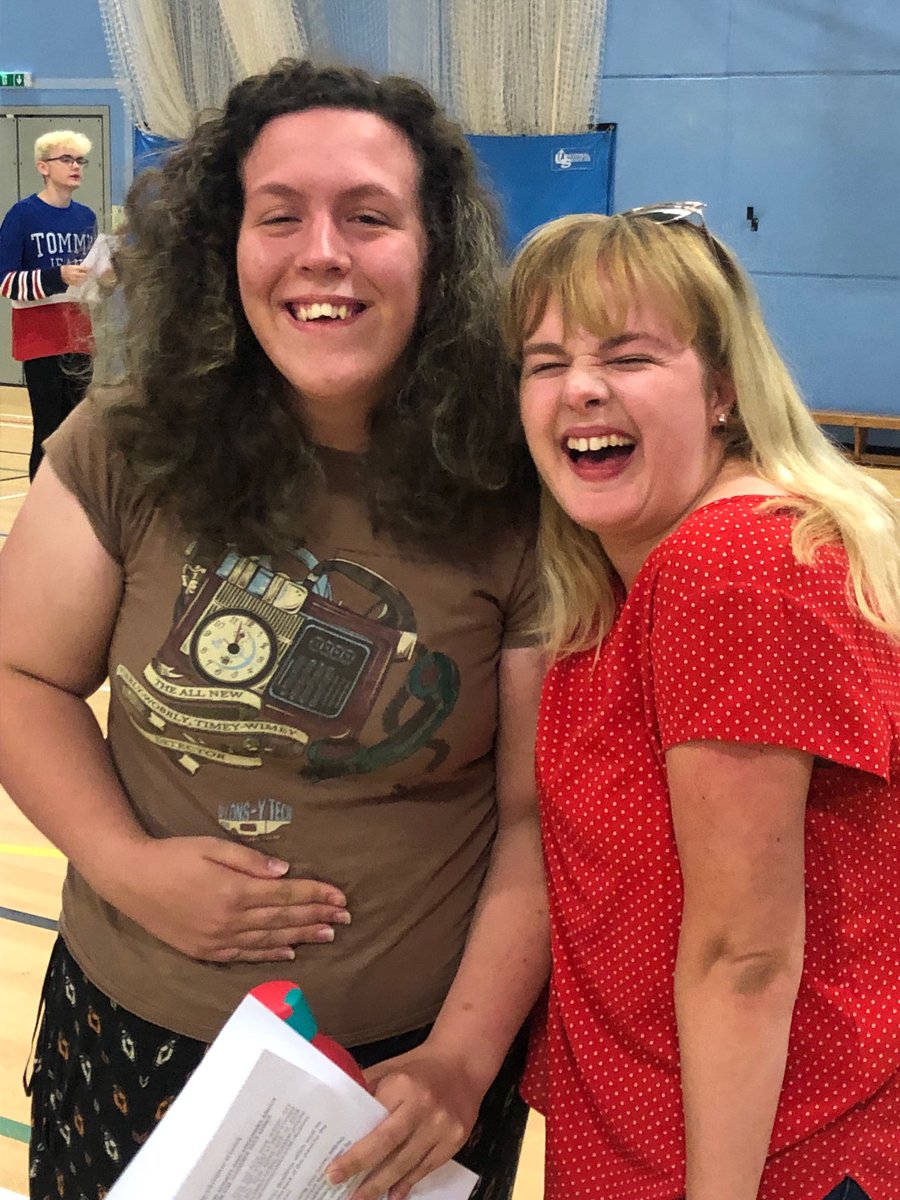 PhilipHowardCHS's tweet image. ⁦@SPH6thForm⁩ can’t work out if Miss Hoole or Mae is happier about her A in Sociology!  #Resultsday2019