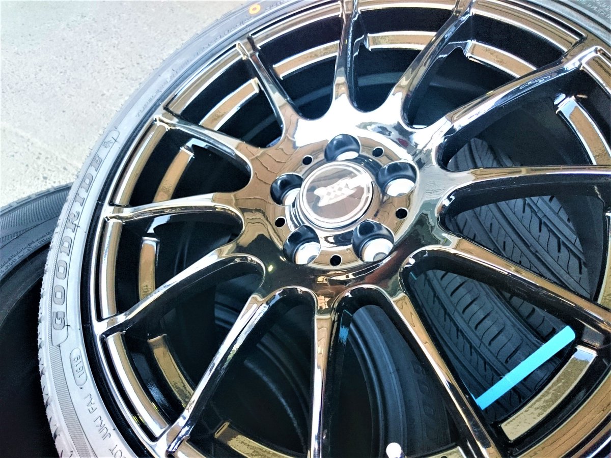kazmax_tw's tweet photo. KAZMAXサマーセール開催中です🙇‍♂️
セットが安い😅
タイヤ：215/45R17 GOODRIDE A37
ホイール：17×7.0J +48 5/100
ブラックが眩しいです😎
楽天ショップへGO😆https://t.co/KqXfBZnJgN
#サマータイヤ
#ホイールセット
#ブラック
＃KAZMAX
＃GOODRID
＃D1
#ドリフト 
#お出かけ
#ドライブ
#車好き https://t.co/sKB9549FmZ