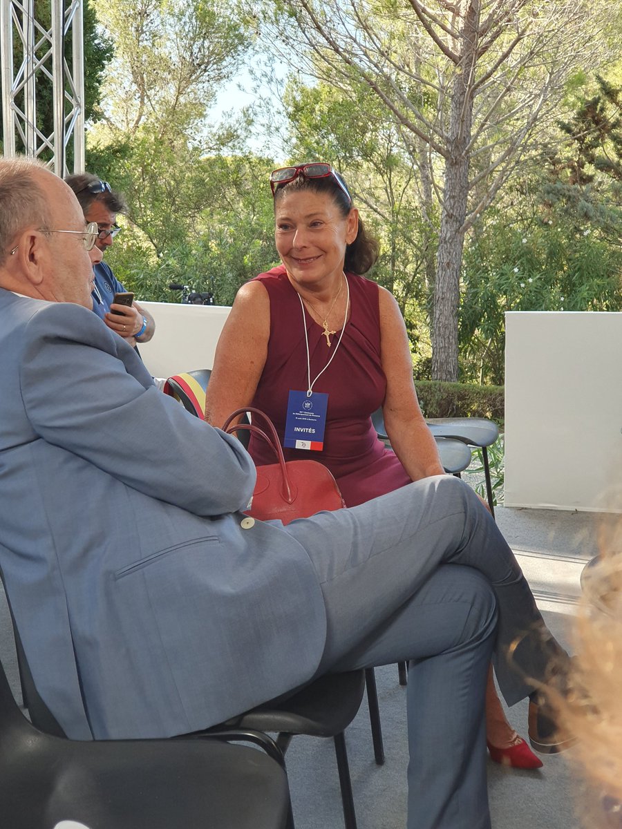JessicaHoet's tweet photo. #LiberationProvence 75e anniversaire à St Raphaël avec des Rocbaronnais et @MurielFIOL https://t.co/QeBRDAxAUt