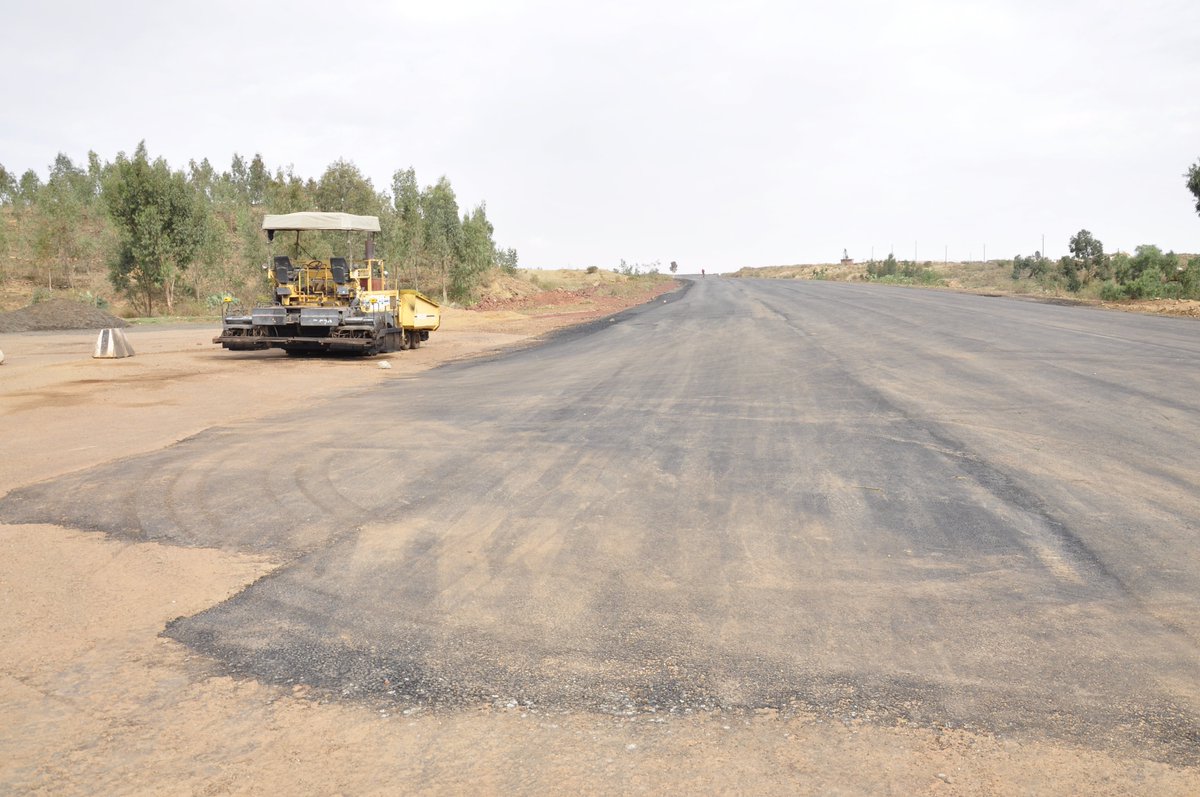 PNetabay's tweet photo. ንዞባታት ማእከልን ጋሽ-ባርካን ዘራኽብ - ካብ ጻዕዳ-ክርስትያን ናብ ዓዲ-ንኣምን ዝወስድ ናይ ሓመድ ጽርግያ ይጽገንን ይገፍሕን፡ መስመር ቤትገርጊስ - በለዛ - እምባደርሆ ድማ ብቕጥራን ይልበጥ ኣሎ https://t.co/Chv6KmlySu