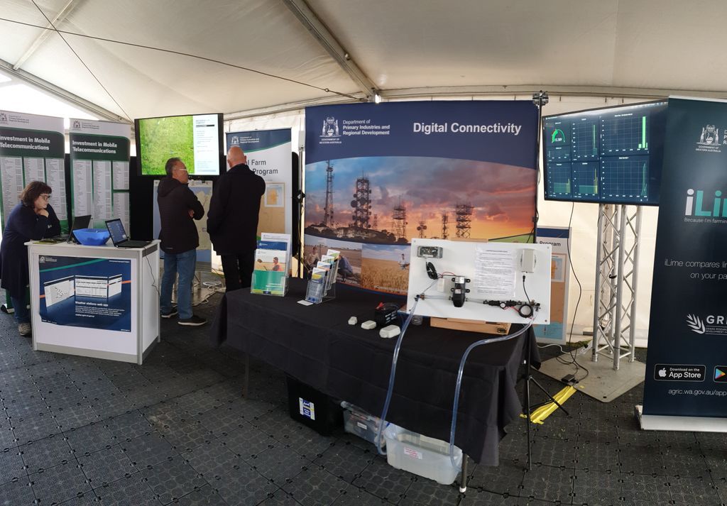 DPIRDbroadacre's tweet photo. DPIRD’s Digital Connectivity exhibit at the Mingenew Expo has had all things ag-tech on display with a LoRAWAN demo with water flow, tilt and temperature sensors. Our team has been on hand to discuss your on farm connectivity needs. #dpirddigital #eConnectedWA https://t.co/GPIa2D1Dnf