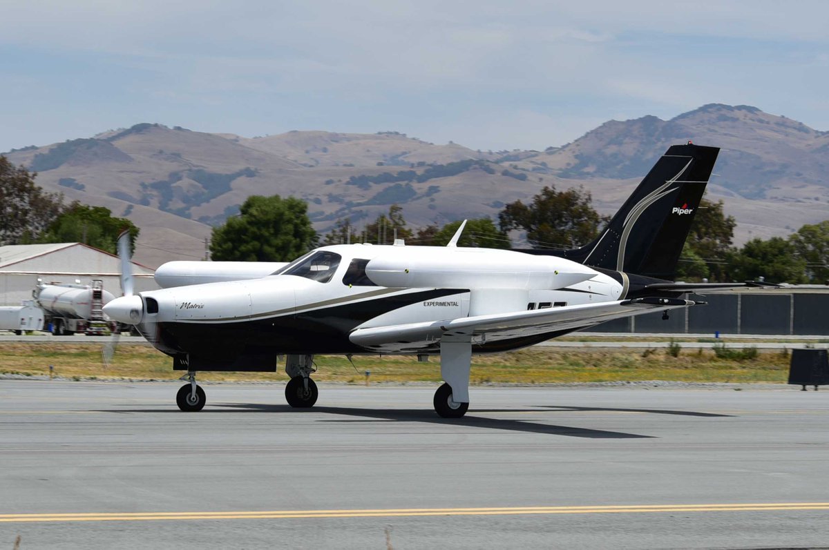 Flyer_Magazine's tweet photo. Californian startup flies hydrogen fuel cell powered electric Piper Malibu https://t.co/VWF4LexAJq

#ElectricAircraft
#ZeroEmissions https://t.co/RAJqtO5pdn