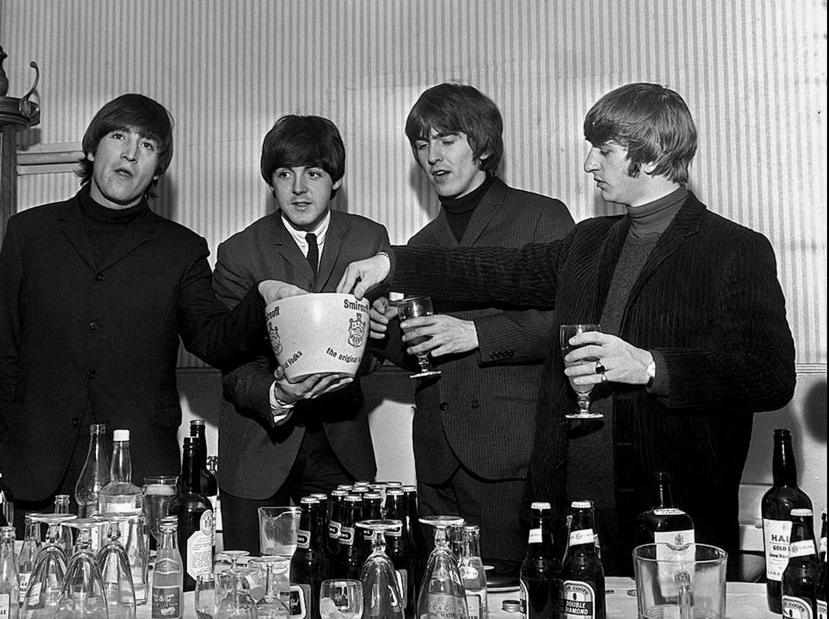 22 сентября 1964. The beatles фото. The beatles paul mccartney. 22 сентября 1964. битлз пресс конференция.